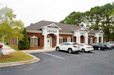 Ace Family Dental Norcross location storefront
